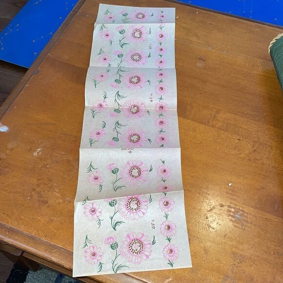 Vtg 50s Vogart Textilprints floral motif hot iron transfers - Picture 5 of 5